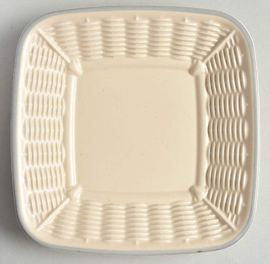 Remembrance Open Candy Dish with Wicker Trim by Pfaltzgraff-1