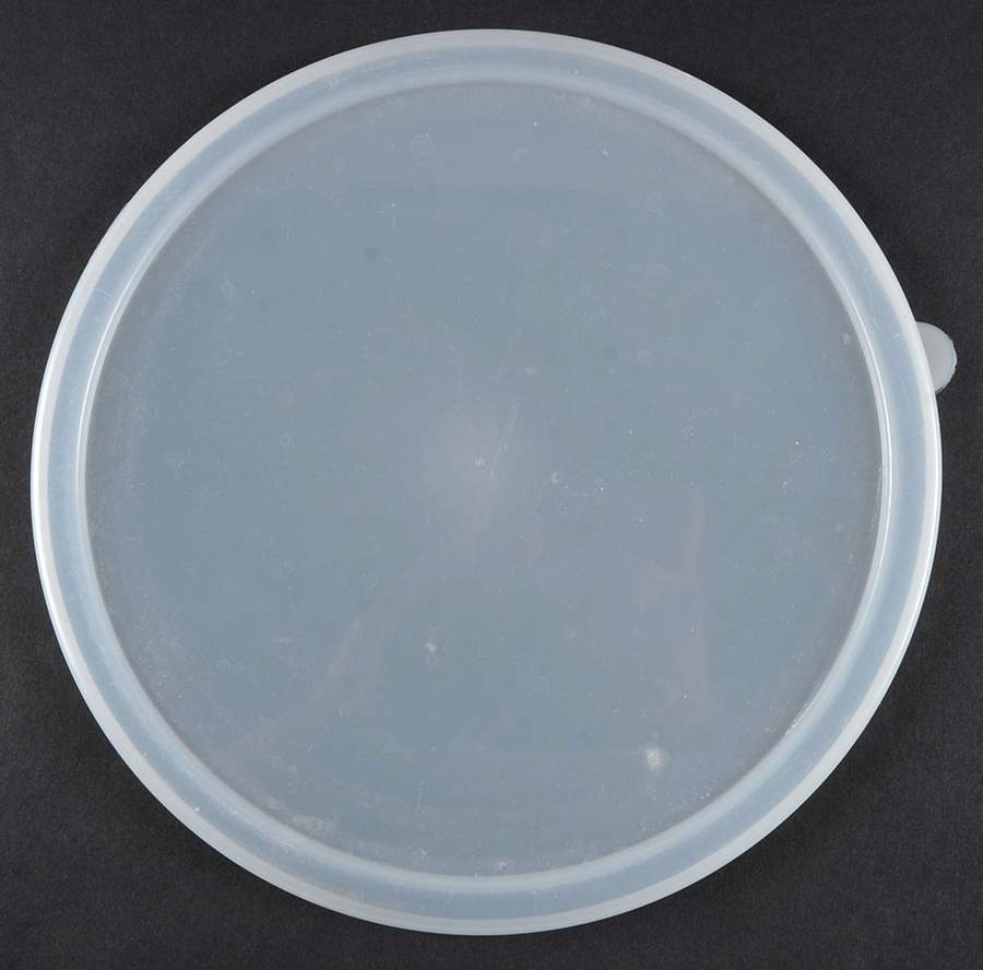 Remembrance Plastic Lid For 8 3/4" Metal Bowl by Pfaltzgraff-1