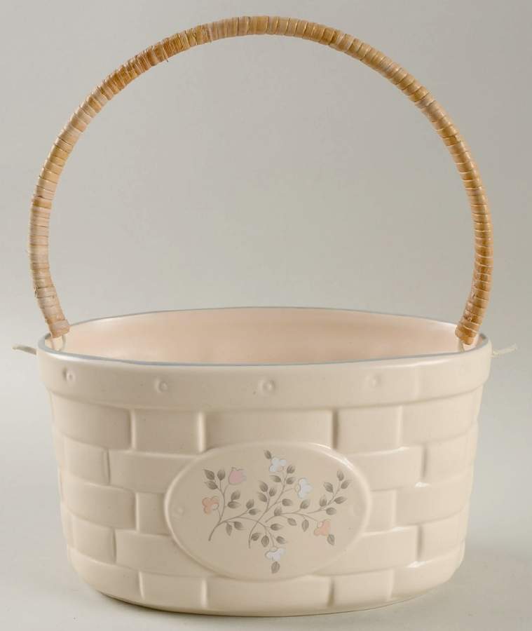 Remembrance Medium Basket with Handle by Pfaltzgraff-1