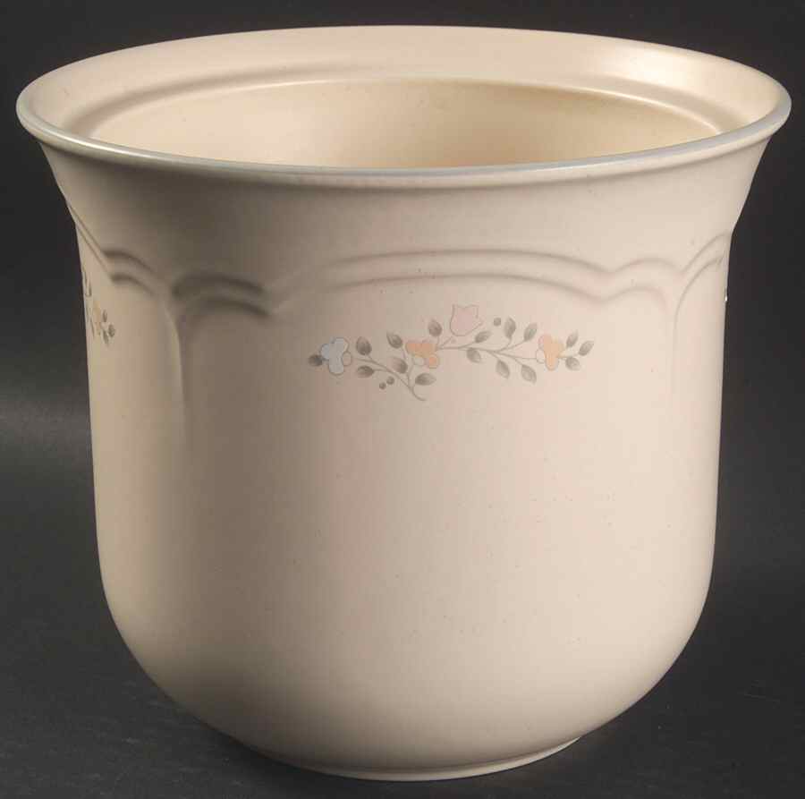 Remembrance Extra Large Canister No Lid by Pfaltzgraff-1