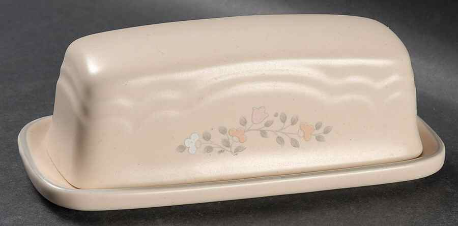Remembrance 1/4 Lb Covered Butter by Pfaltzgraff-1