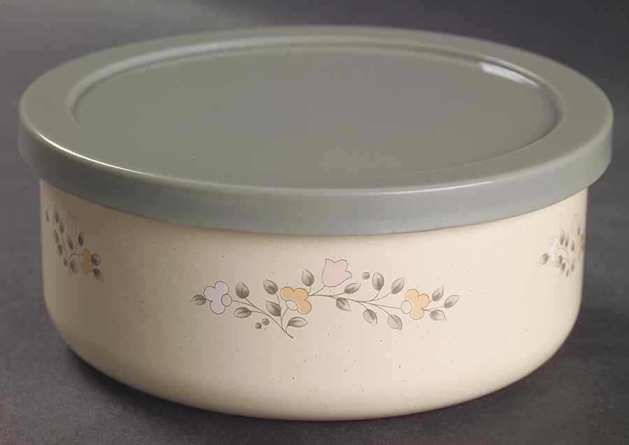 Remembrance 5" Metal Bowl W/Plastic Lid by Pfaltzgraff-1