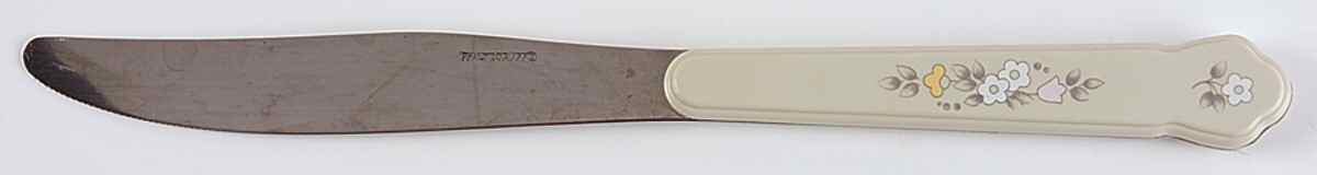 Remembrance Small Dinner Knife by Pfaltzgraff-1