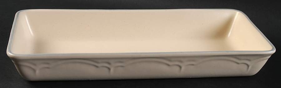 PFA46 Long and Narrow Baker by Pfaltzgraff-1