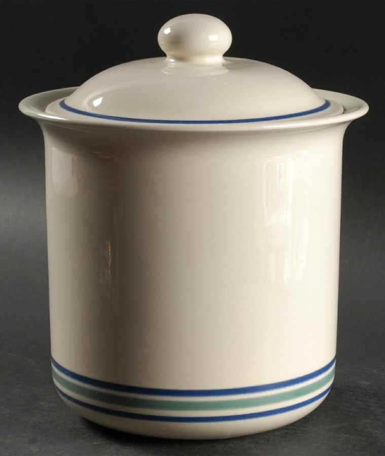 Riverview Medium Canister & Lid by Pfaltzgraff-1