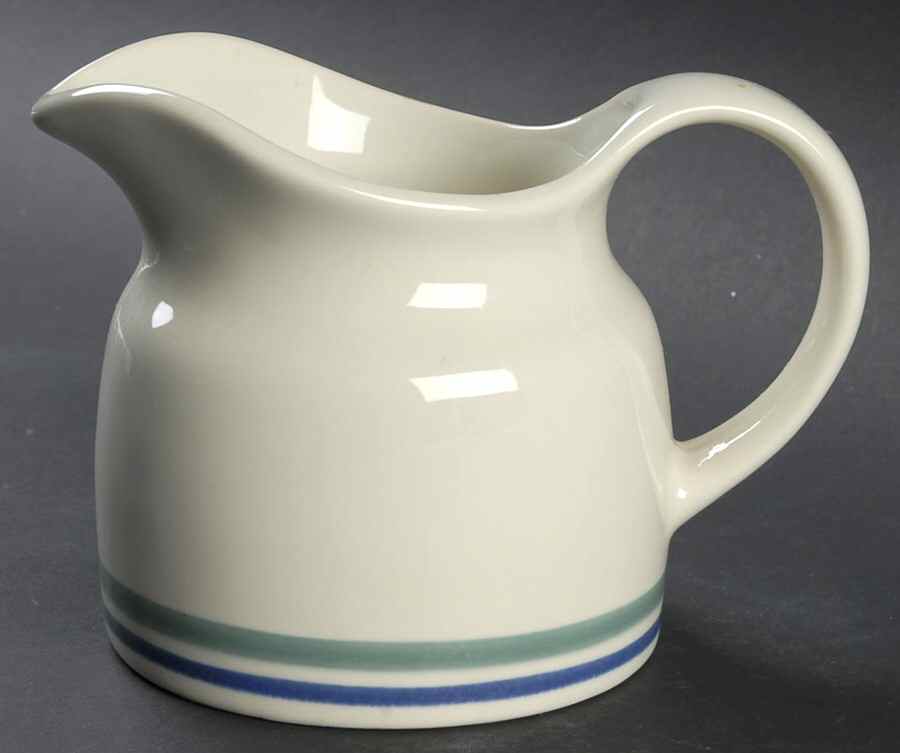Riverview Gravy Boat by Pfaltzgraff-1