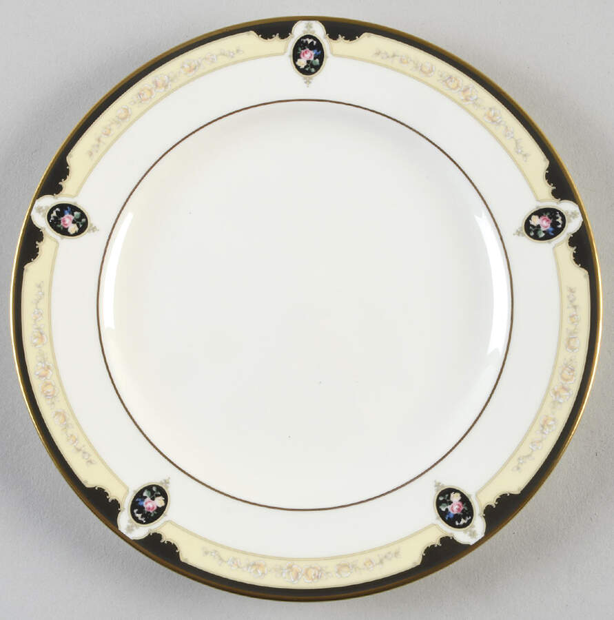 Royal Onyx Salad Plate by Pfaltzgraff-1