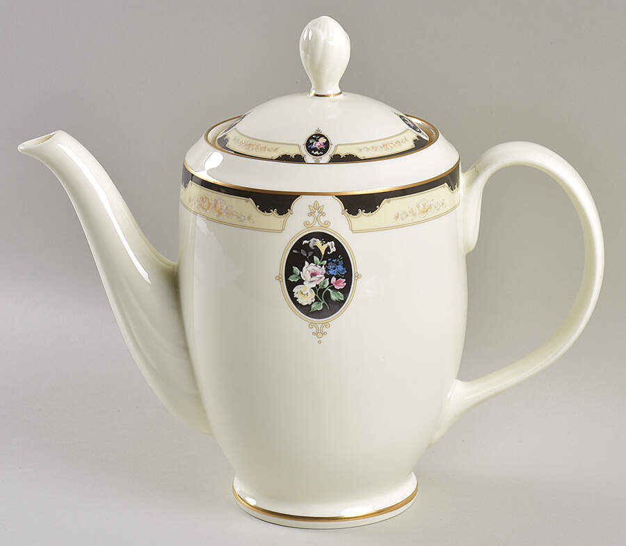 Royal Onyx Coffee Pot & Lid by Pfaltzgraff-1