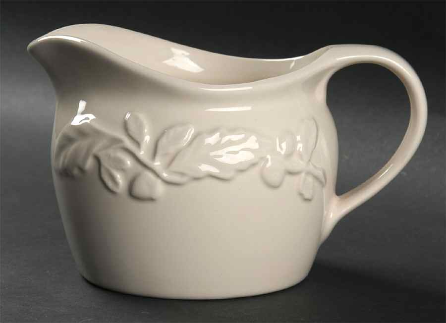 Royal Oak Round Gravy Boat (GR2SP) by Pfaltzgraff-1