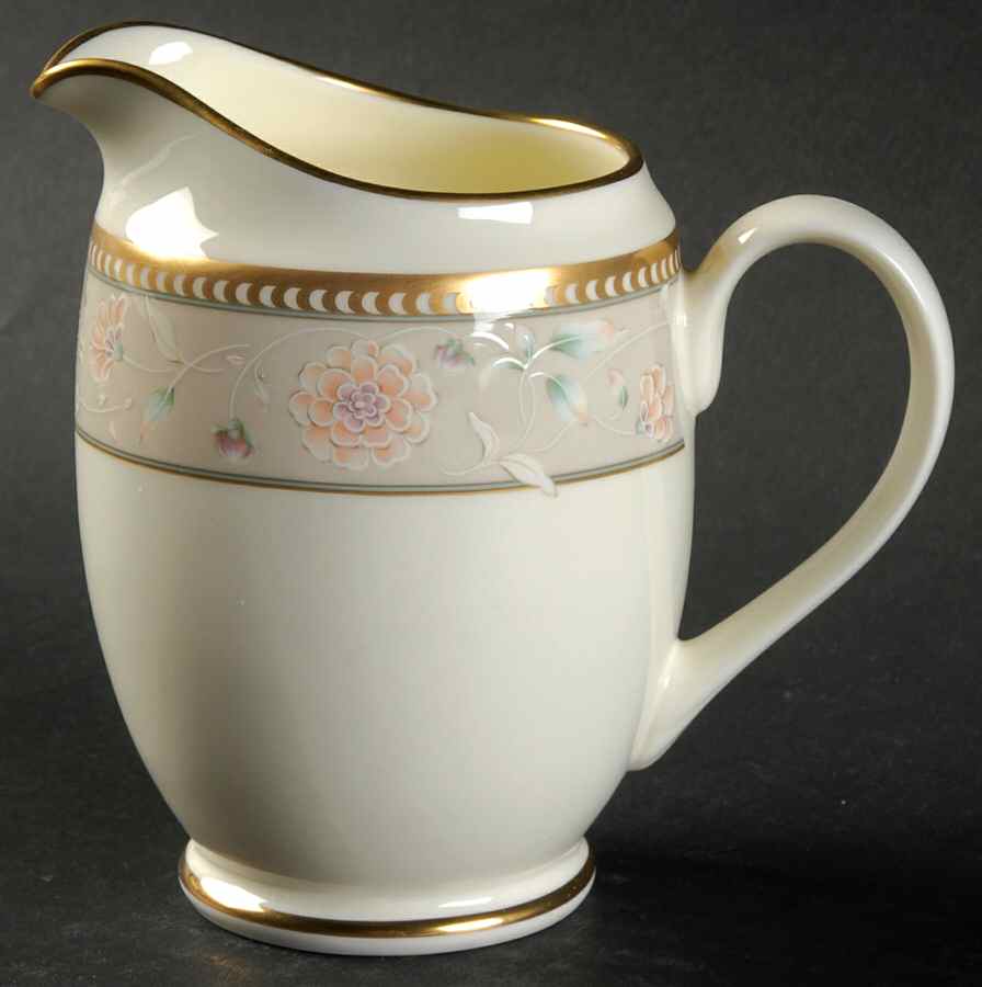 Saratoga Creamer by Pfaltzgraff-1