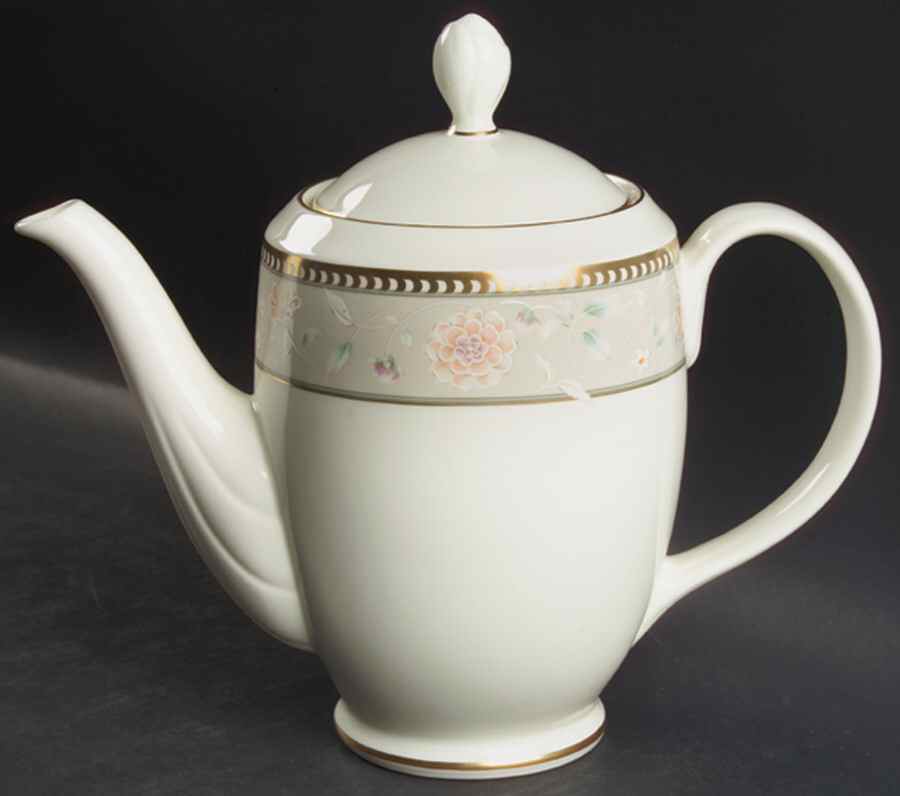 Saratoga Coffee Pot & Lid by Pfaltzgraff-1