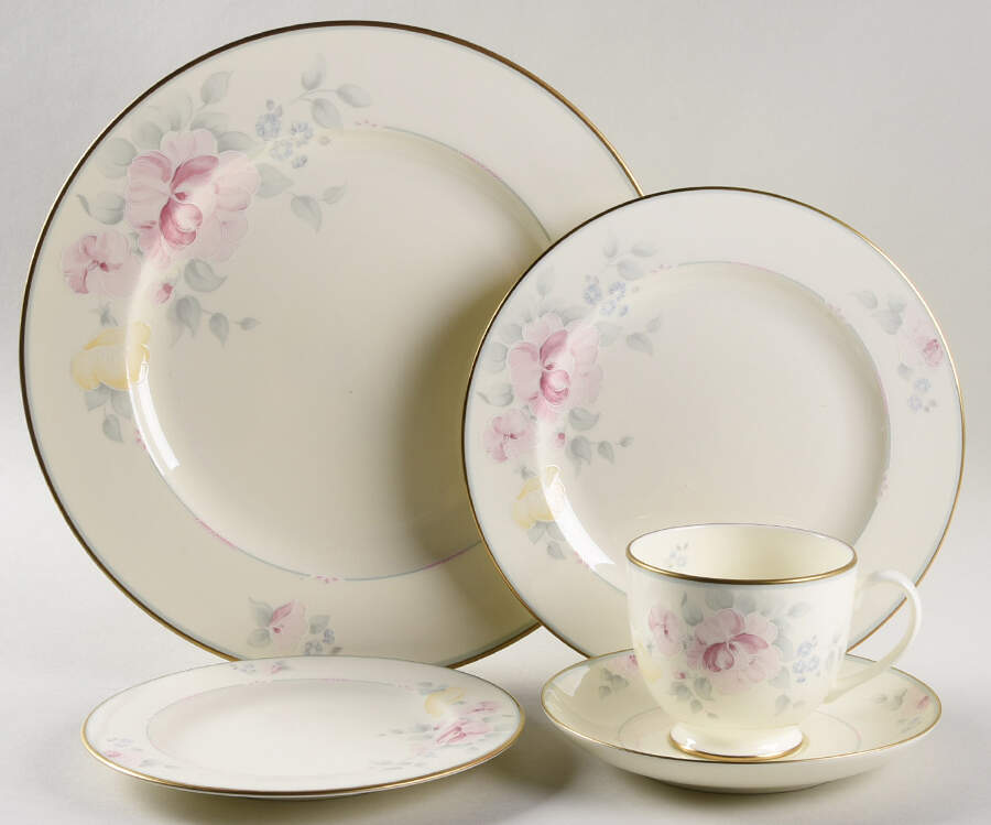 Secrets 5 Piece Place Setting by Pfaltzgraff-1
