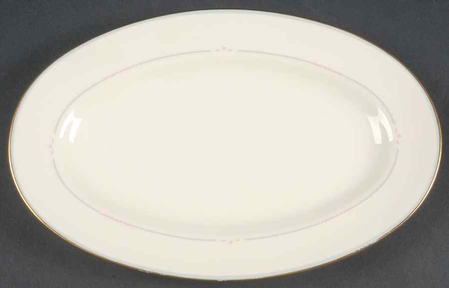 Secrets Underplate for Gravy Boat by Pfaltzgraff-1