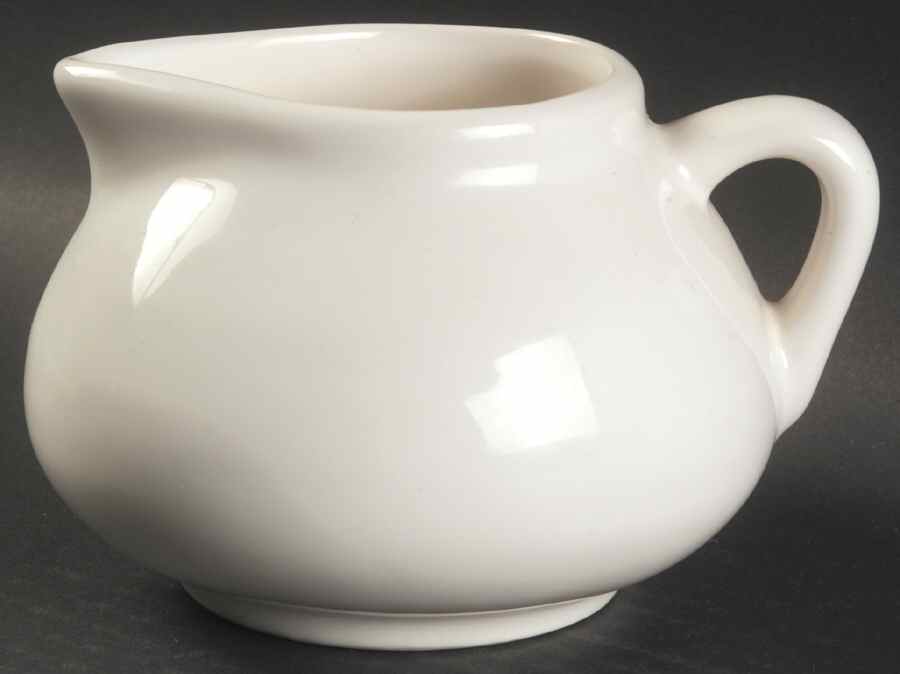 Simply White Shapes Gravy Boat by Pfaltzgraff-1