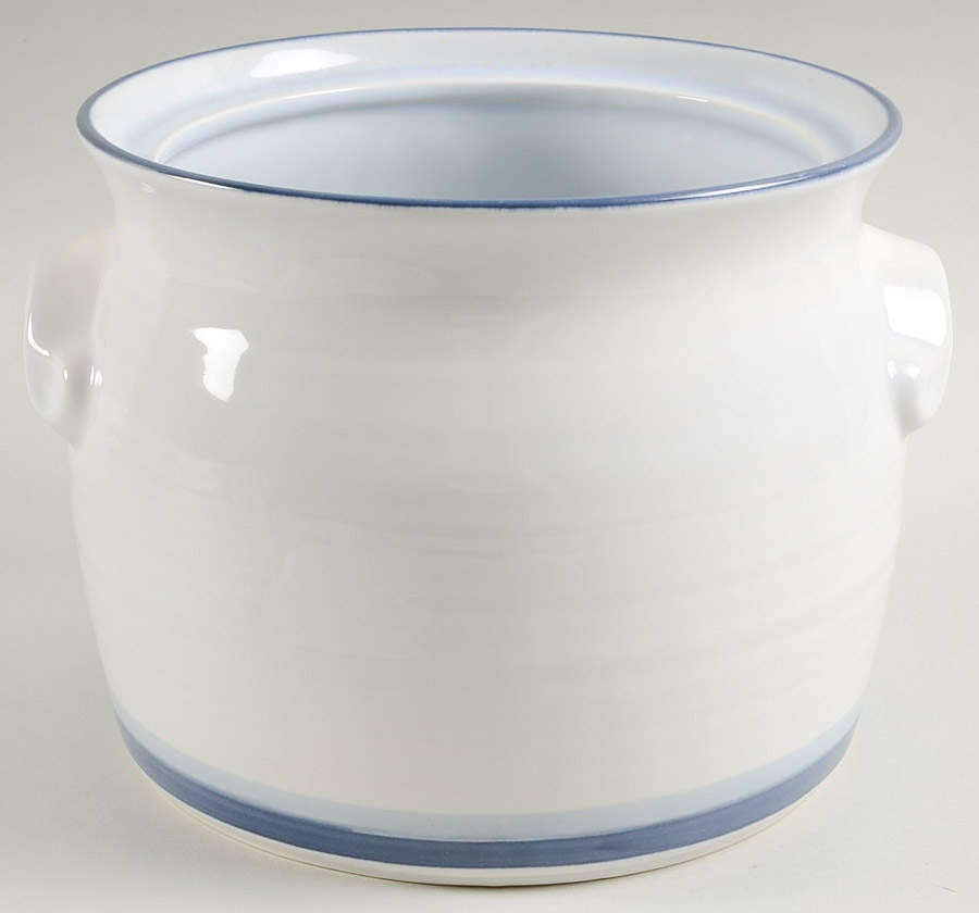 Sky Tureen No Lid by Pfaltzgraff-1