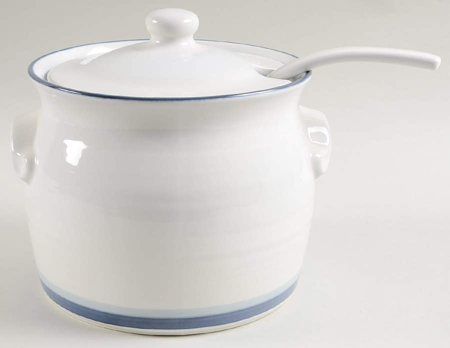 Sky Tureen & Lid w/Ladle by Pfaltzgraff-1