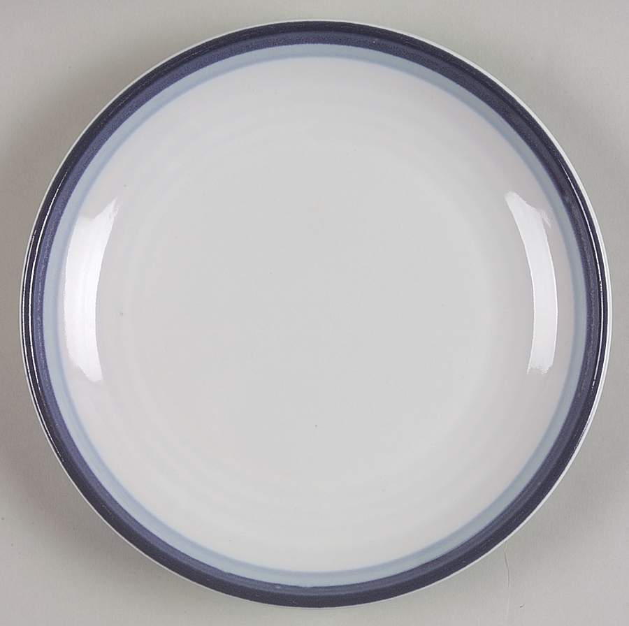 Sky Salad Plate/Gravy Boat Stand by Pfaltzgraff-1