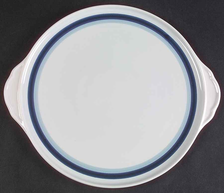 Sky Handled Cake Plate by Pfaltzgraff-1