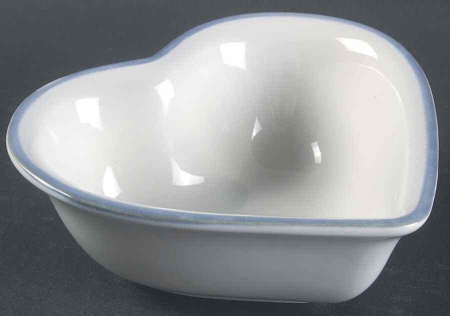 Sky 6" Heart Shaped Bowl by Pfaltzgraff-1