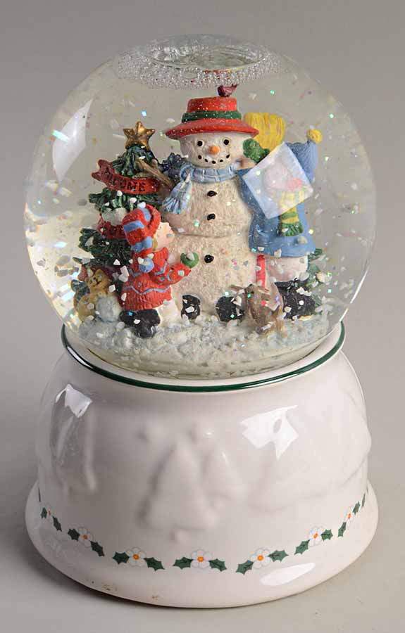 Snow Village Snow Globe by Pfaltzgraff-1