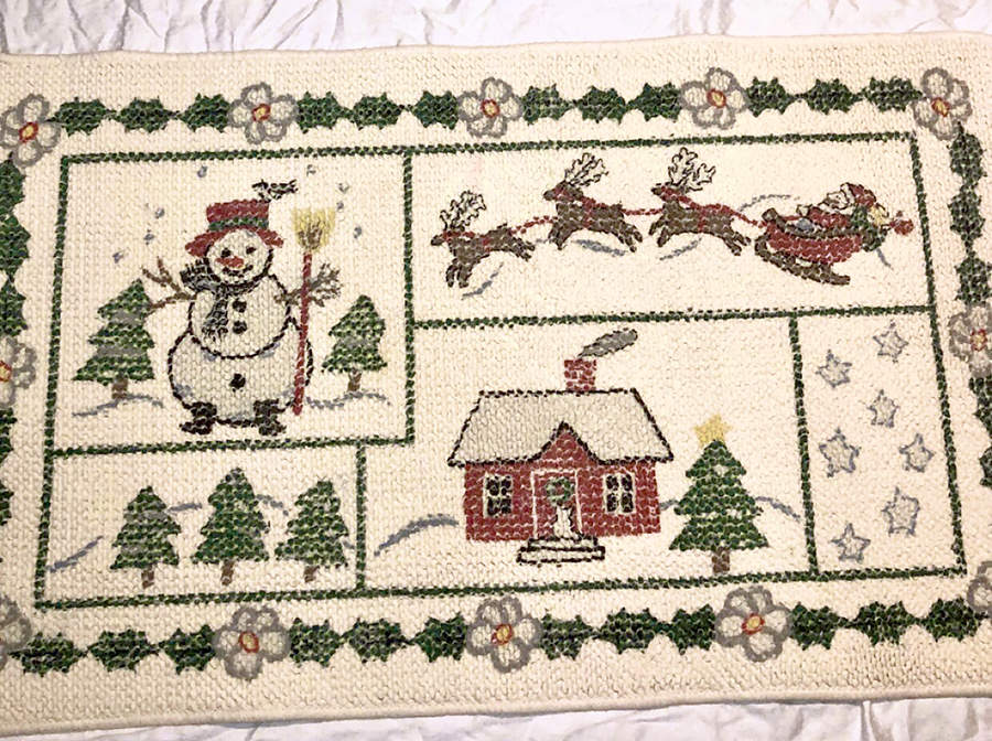 Snow Village Kitchen Rug by Pfaltzgraff-1