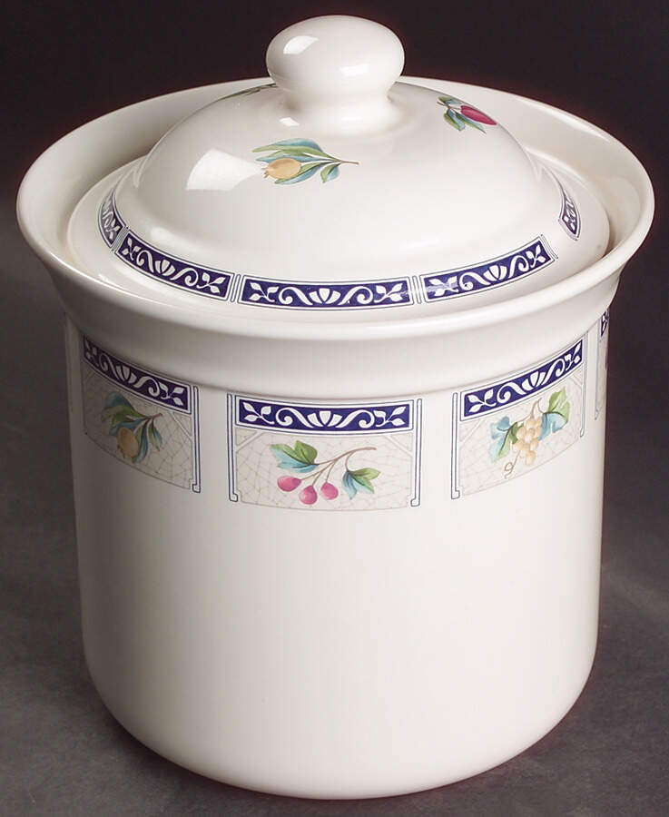 Sunbury Grove Large Canister & Lid by Pfaltzgraff-1