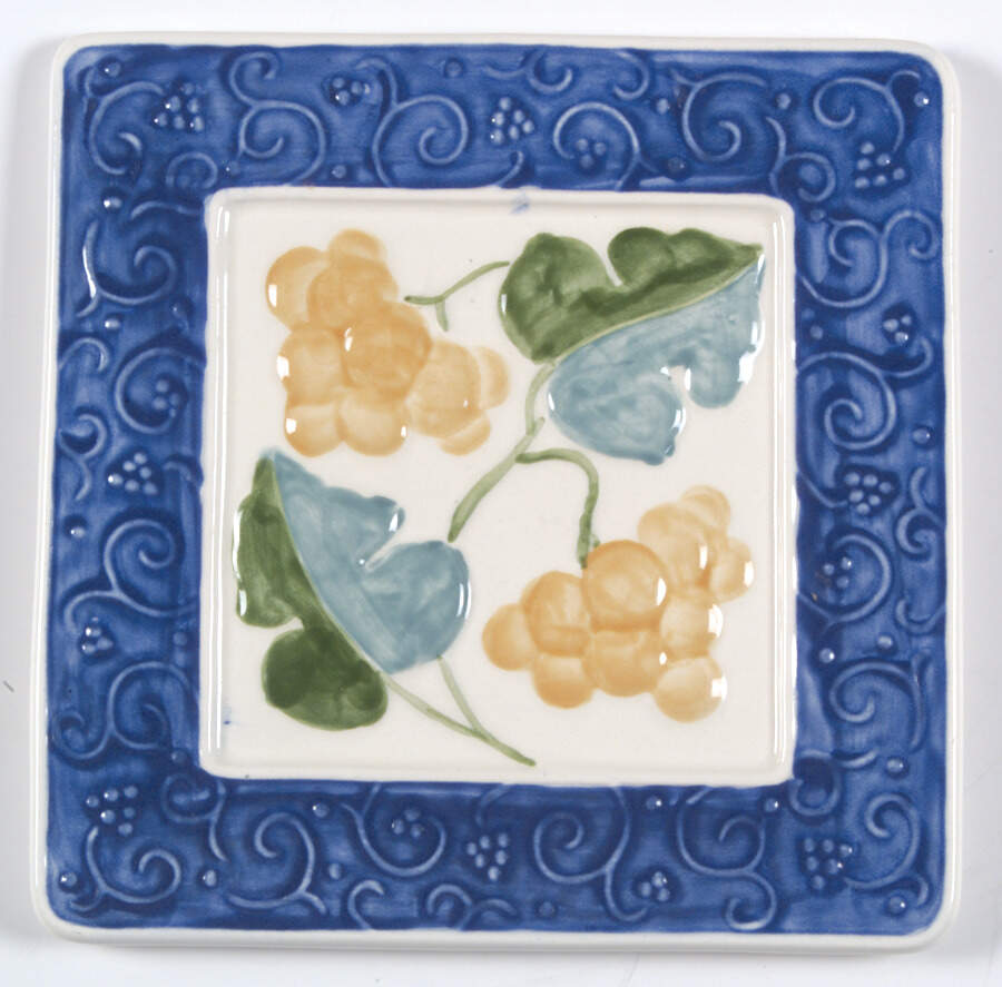 Sunbury Grove Trivet by Pfaltzgraff-1