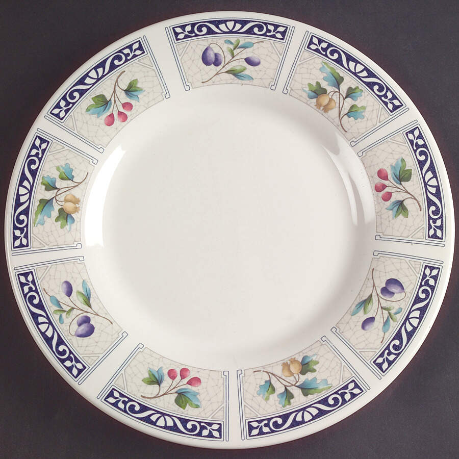 Sunbury Grove Luncheon Plate by Pfaltzgraff-1