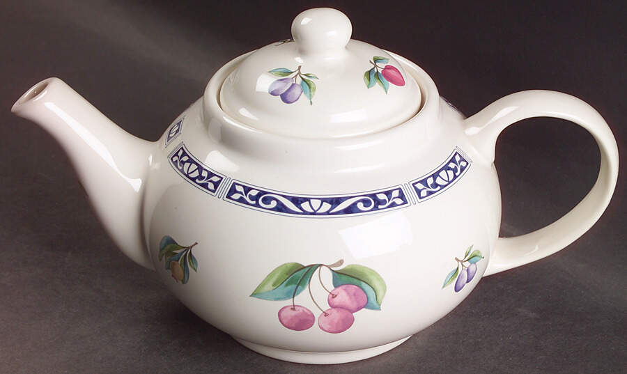 Sunbury Grove Teapot & Lid by Pfaltzgraff-1