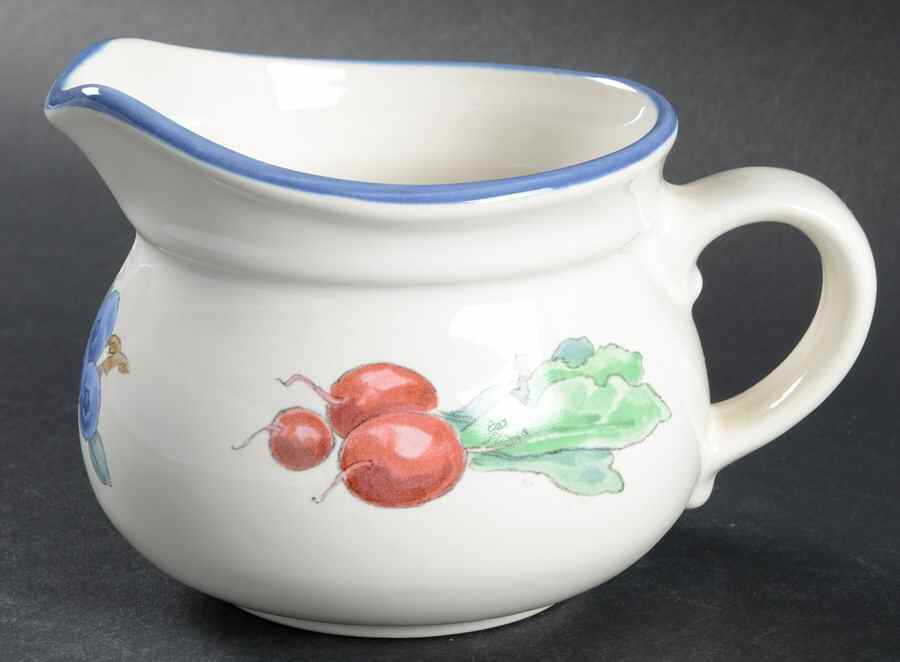 Summer Garden Gravy Boat by Pfaltzgraff-1