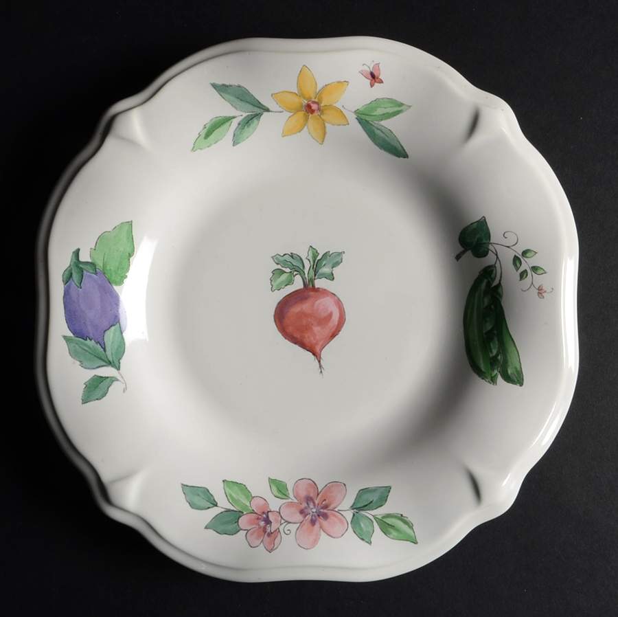 Summer Garden Sculpted Luncheon Plate by Pfaltzgraff-1