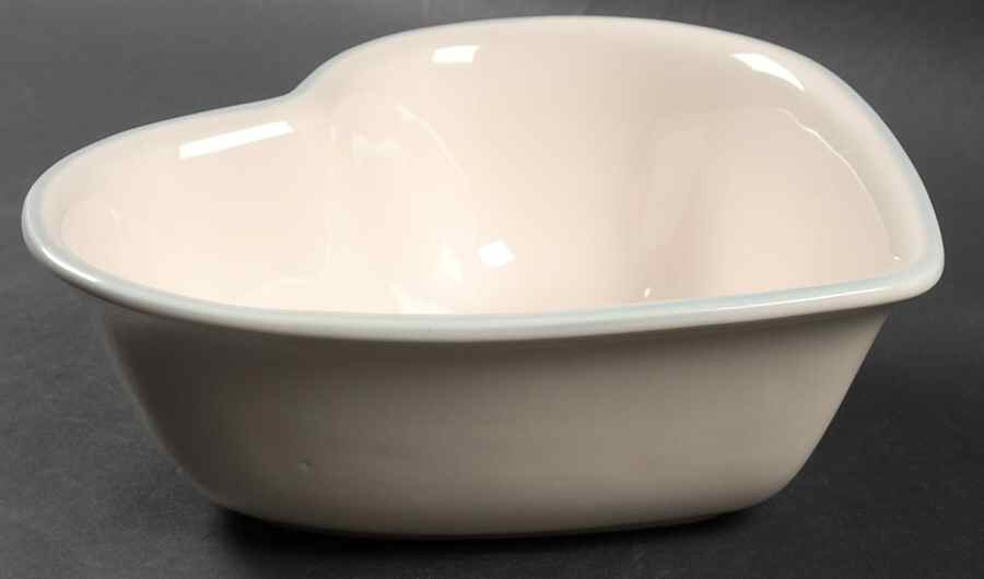 Sunrise 7" Heart Shaped Bowl by Pfaltzgraff-1