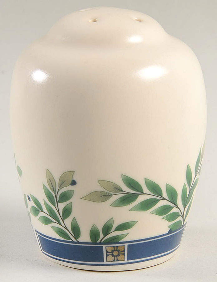 Sylvan Court Pepper Shaker by Pfaltzgraff-1