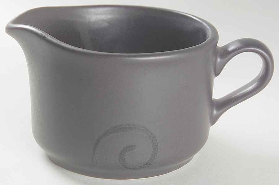 Tempest Gravy Boat by Pfaltzgraff-1