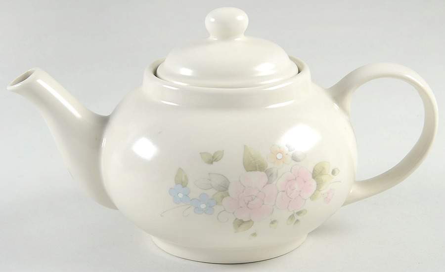 Tea Rose Teapot & Lid by Pfaltzgraff-1