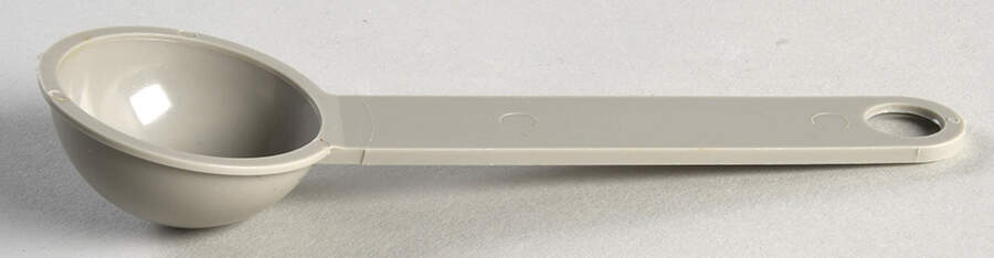 Tea Rose Plastic Child's Ladle by Pfaltzgraff-1