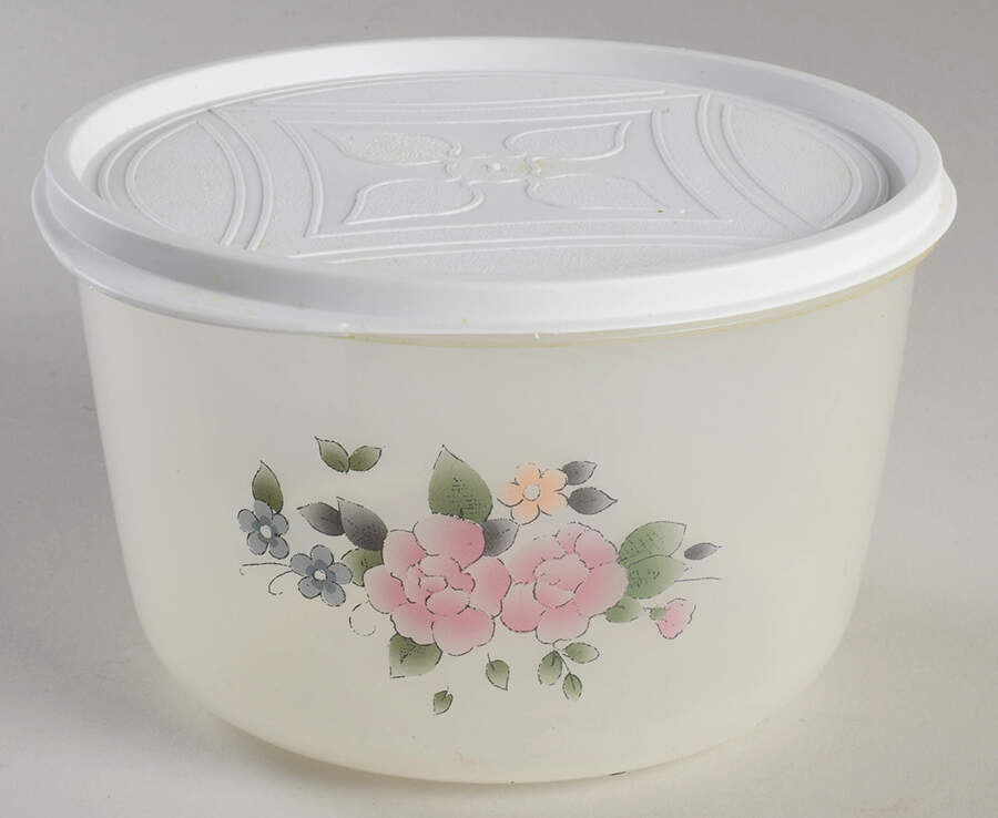 Tea Rose 5" Plastic Nested Storage Bowl & Lid by Pfaltzgraff-1