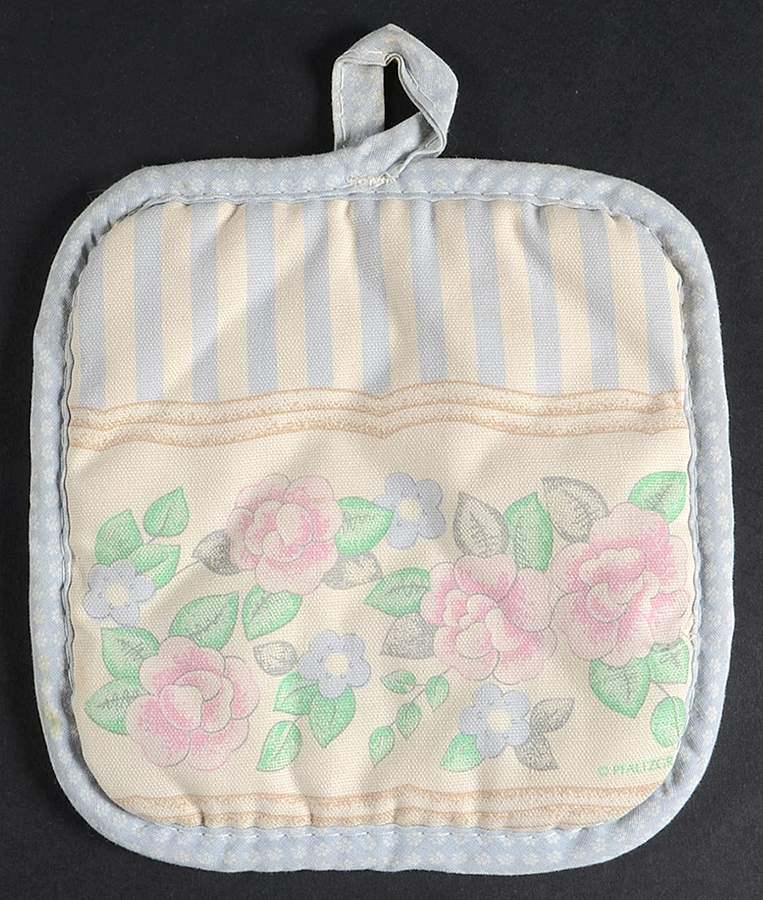 Tea Rose Cloth Potholder by Pfaltzgraff-1