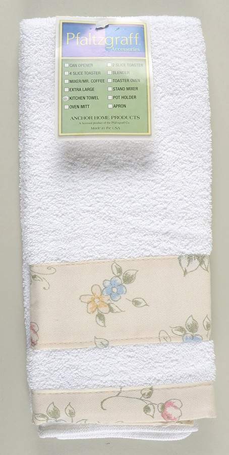 Tea Rose Cloth Kitchen Towel by Pfaltzgraff-1