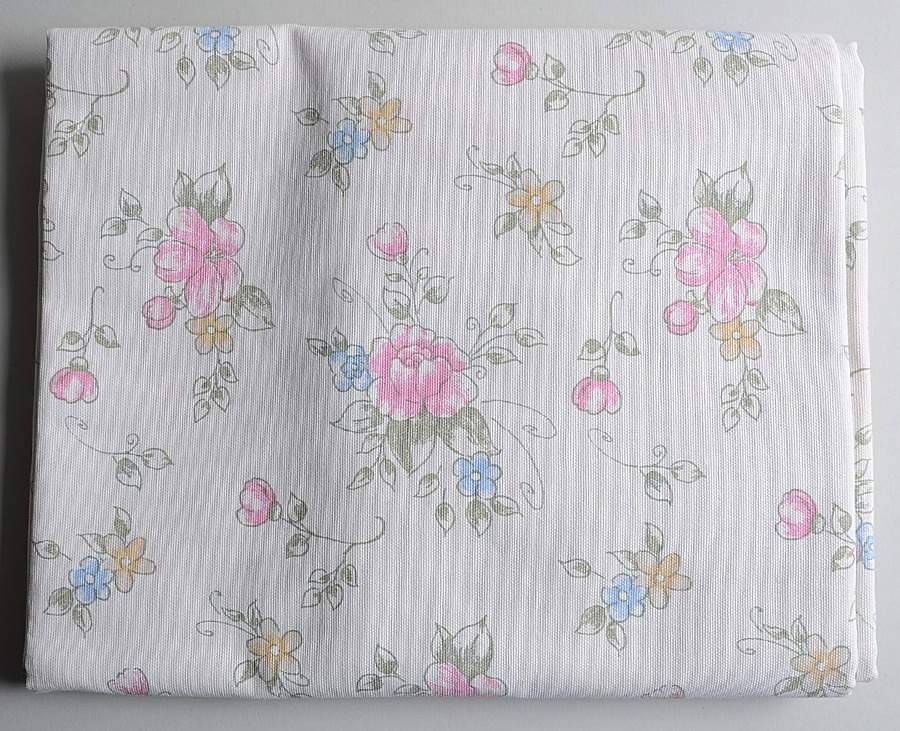 Tea Rose 60" x 84" Rectangular Tablecloth by Pfaltzgraff-1