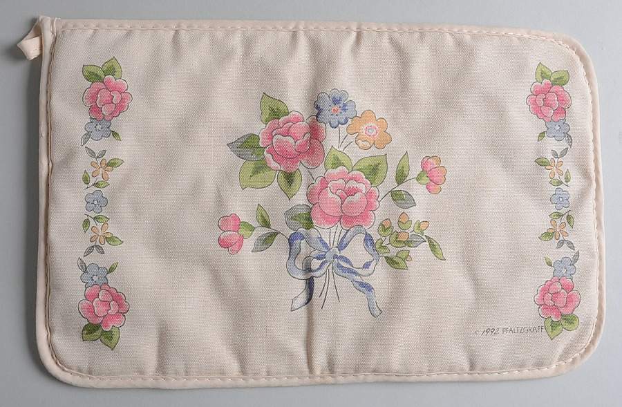 Tea Rose Cloth Hot Pad by Pfaltzgraff-1