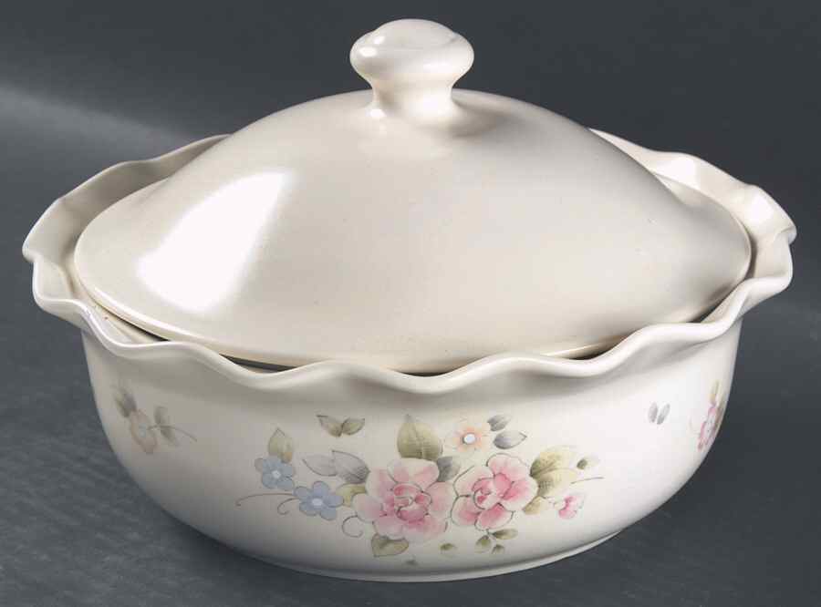 Tea Rose 2 Qt Fluted Round Covered Casserole by Pfaltzgraff-1