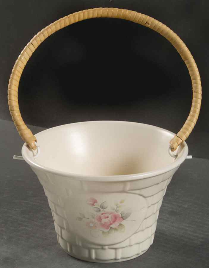 Tea Rose Small Basket by Pfaltzgraff-1