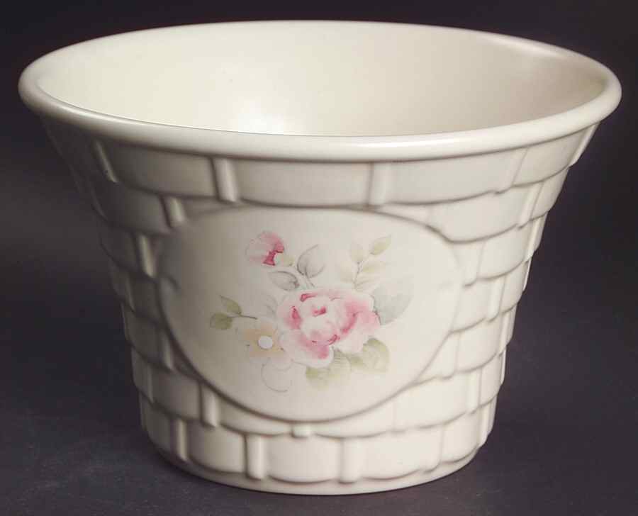 Tea Rose Small Basket, No Handle by Pfaltzgraff-1