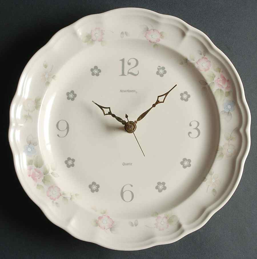 Tea Rose Clock Plate by Pfaltzgraff-1