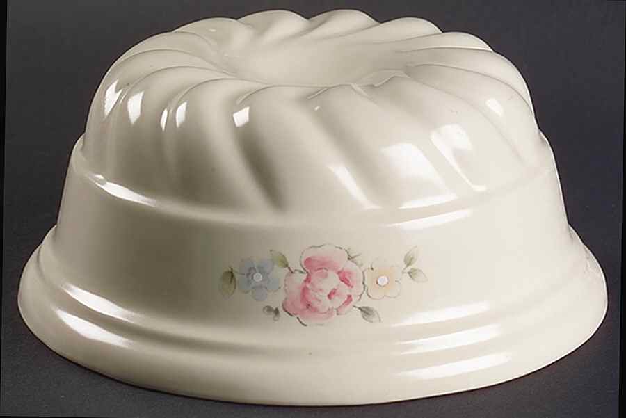 Tea Rose Jello Mold by Pfaltzgraff-1