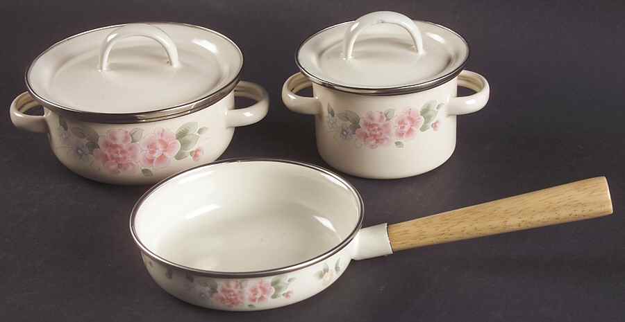 Tea Rose (5 Piece) Kid's Metal Cookware Set by Pfaltzgraff-1