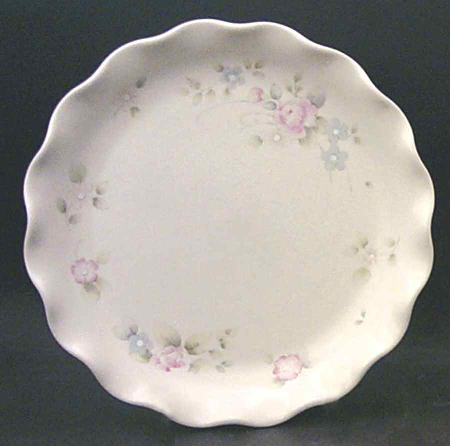 Tea Rose Fluted Luncheon Plate by Pfaltzgraff-1