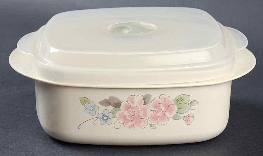 Tea Rose 16 Oz Square Plastic Microwave Bowl w/Vent Lid by Pfaltzgraff-1