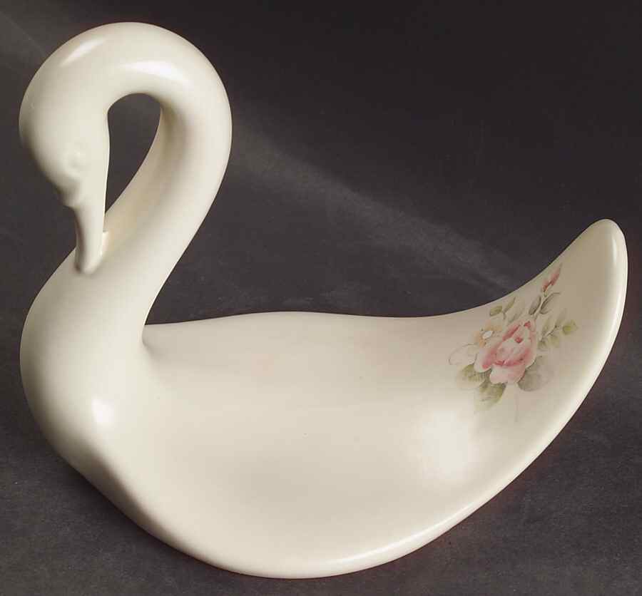 Tea Rose Swan Towel Holder by Pfaltzgraff-1
